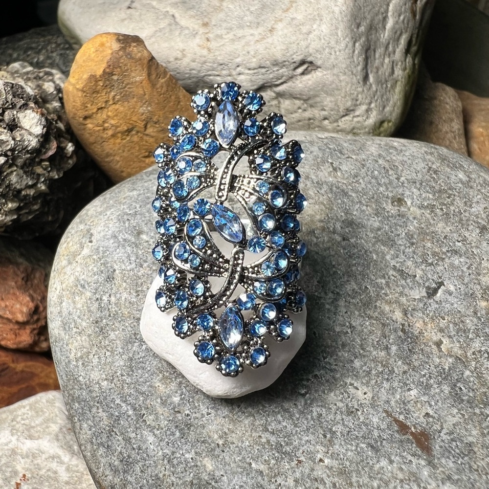 🔥Simulated blue topaz dragonfly ring size 6.5